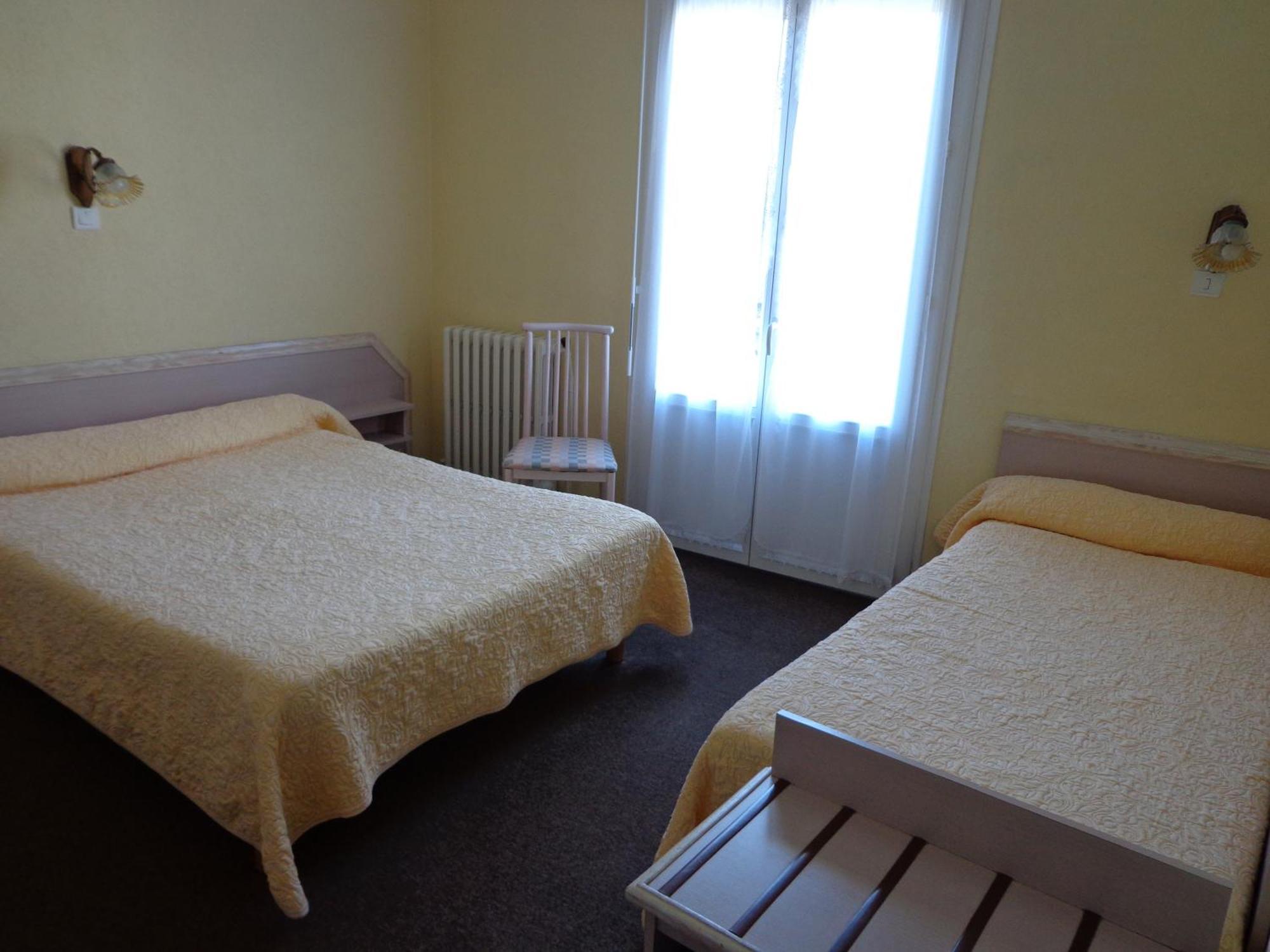 לורדה Hotel Helios מראה חיצוני תמונה