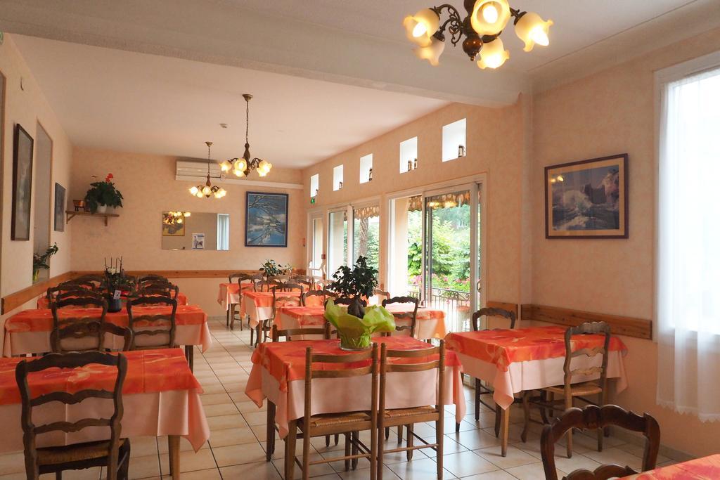 לורדה Hotel Helios מראה חיצוני תמונה